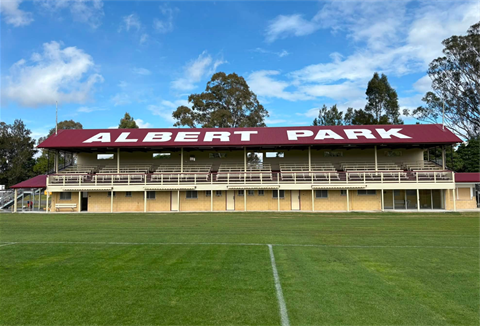 Albert-Park-Grandstand.png