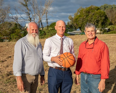 Mayor Glen Hartwig, Dept Mayor Warren McEwan, Cr Shane Warnes.jpg