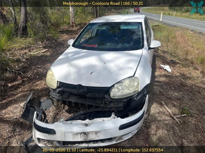 White Volkswagen Golf.png