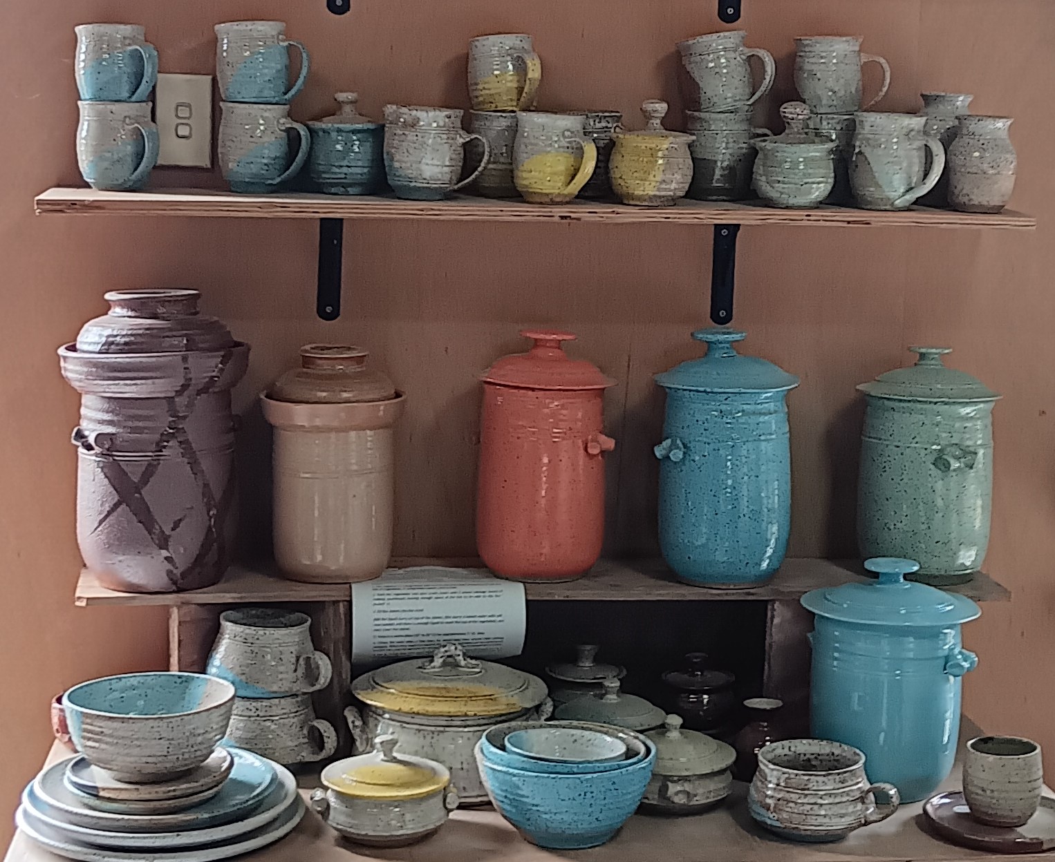 Peter wallace pottery gallery 1 cropped
